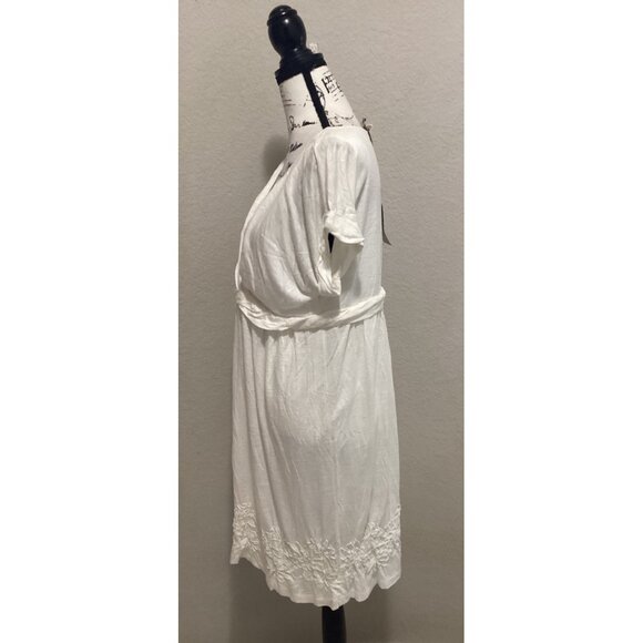 Nurture White/Cream Short Sleeve V-Neck Dress W/Waist Tie & Embroidered Hemline - Picture 3 of 6
